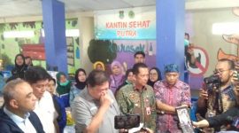Kunjungan Airlangga Hartarto ke SMPN 2 Curug. (wld-tangerangnews.co.id)