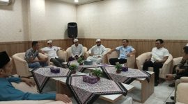 Foto: pengurus FPI Kabupaten Tangerang berdialog dengan Pemkab Tangerang yang di wakili oleh Kabid Kominfo.