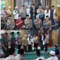 Foto: Kapolres beserta jajaran dan tokoh agama sesi foto bersama.