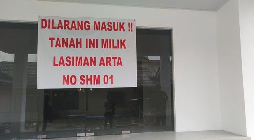 Kantor Desa Lengkong Kulon saat disegel oleh warga.(ist)
